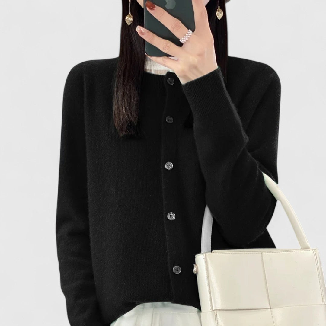 Gina - Elegant and Comfortable Women's Cardigan