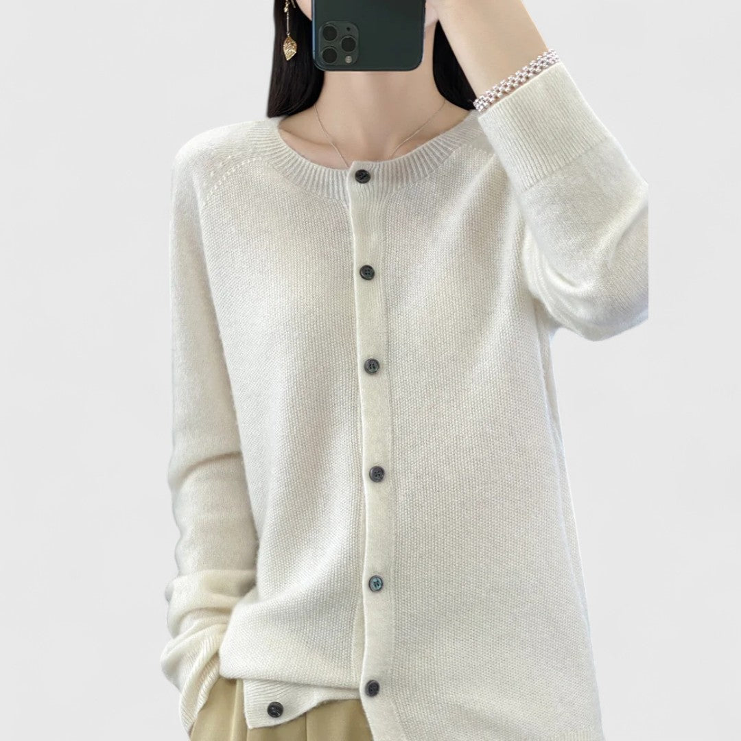 Gina - Elegant and Comfortable Women's Cardigan