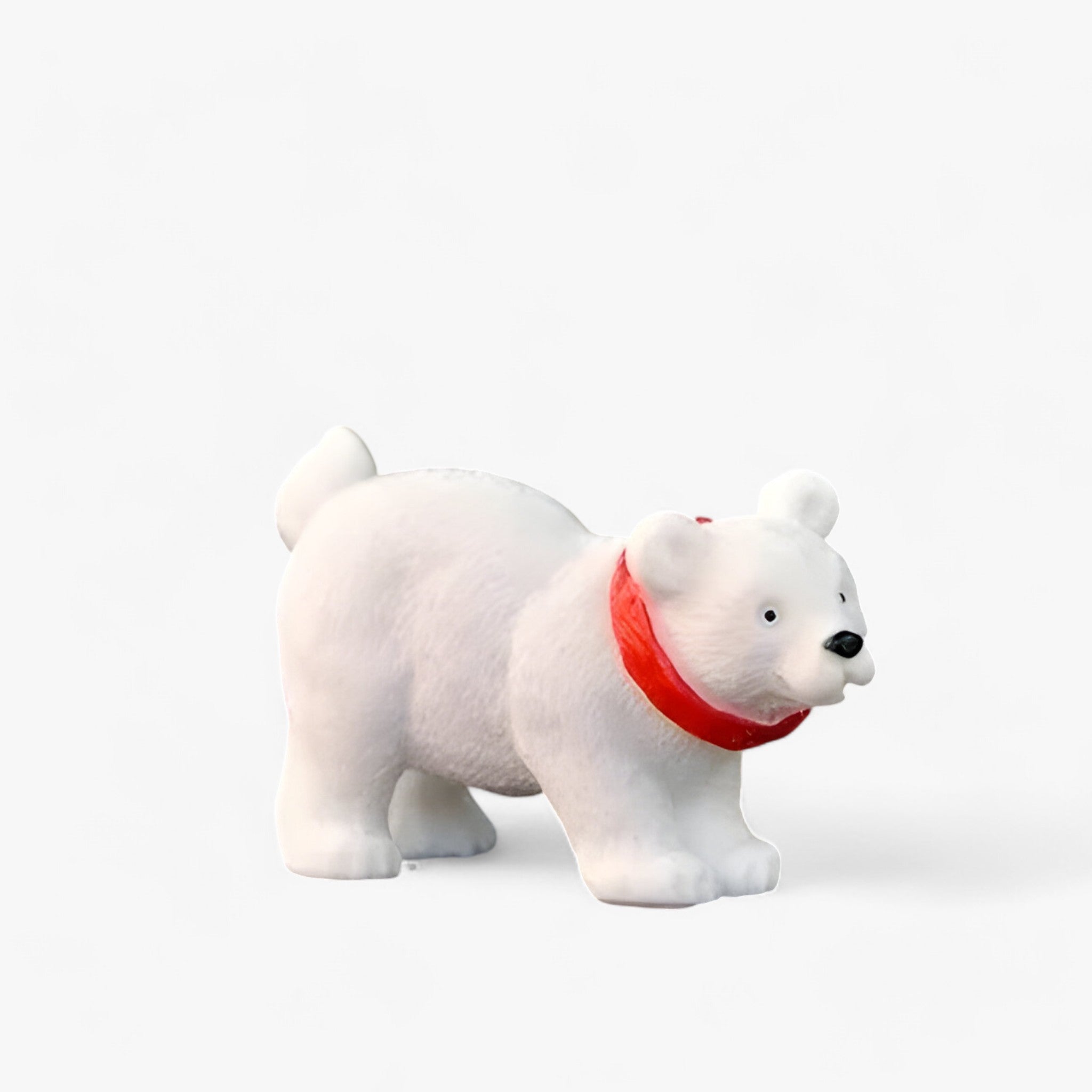 Léo | Miniature Polar Bear Figurine Set for Christmas Decorations and Creative Snow Scenes