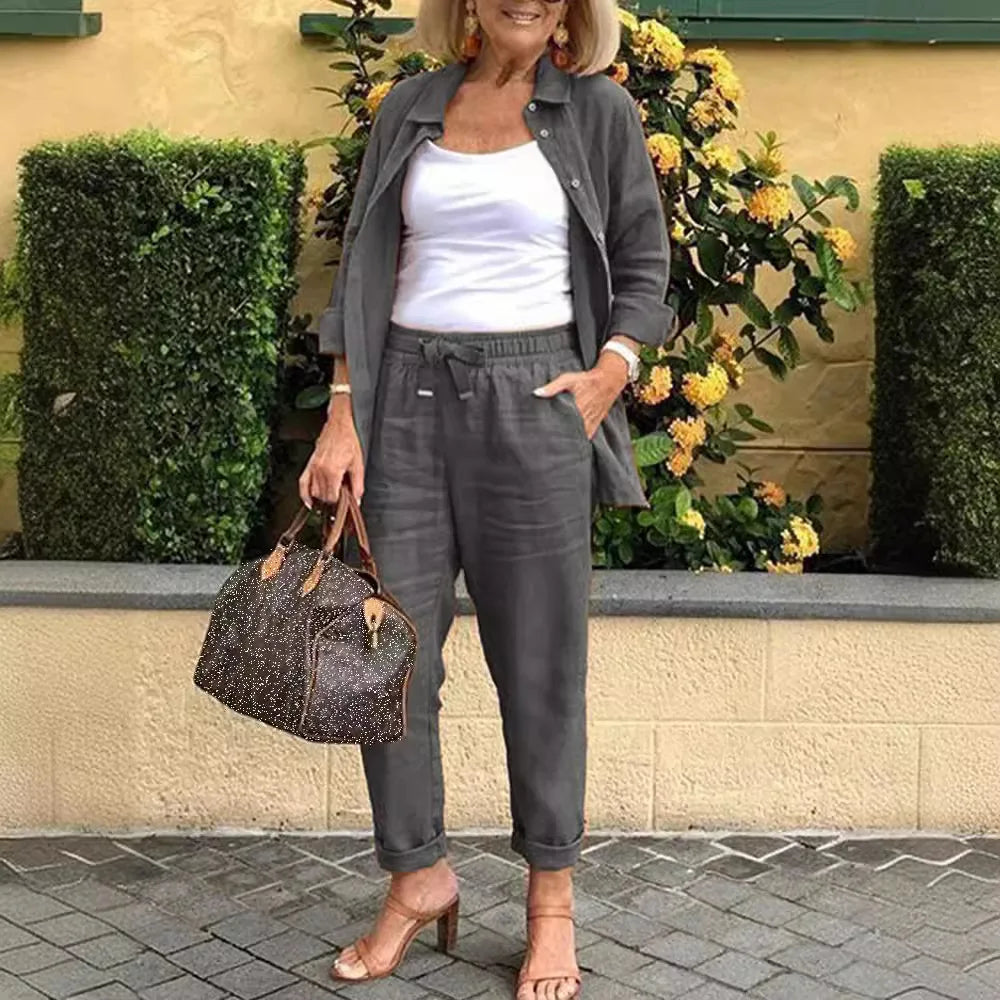 Elegant Sequin Outfit with Sophisticated Shine