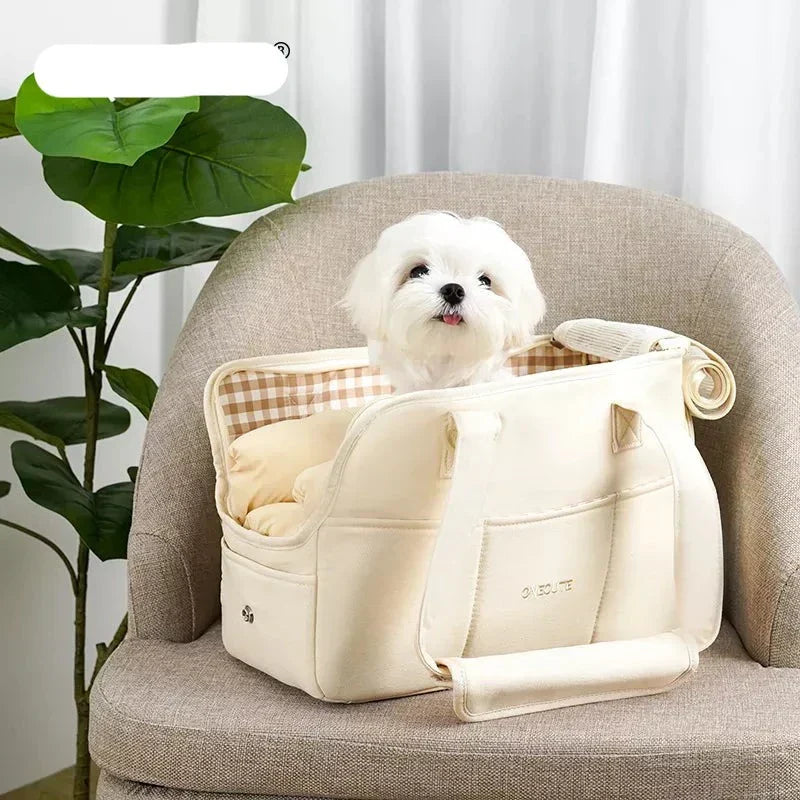 Durable and Secure Travel Bag for Comfortable Care of Small Dogs and Cats