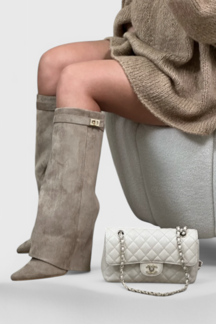 Raya Sleek Stylish Everyday Boots for a Chic and Comfortable Look