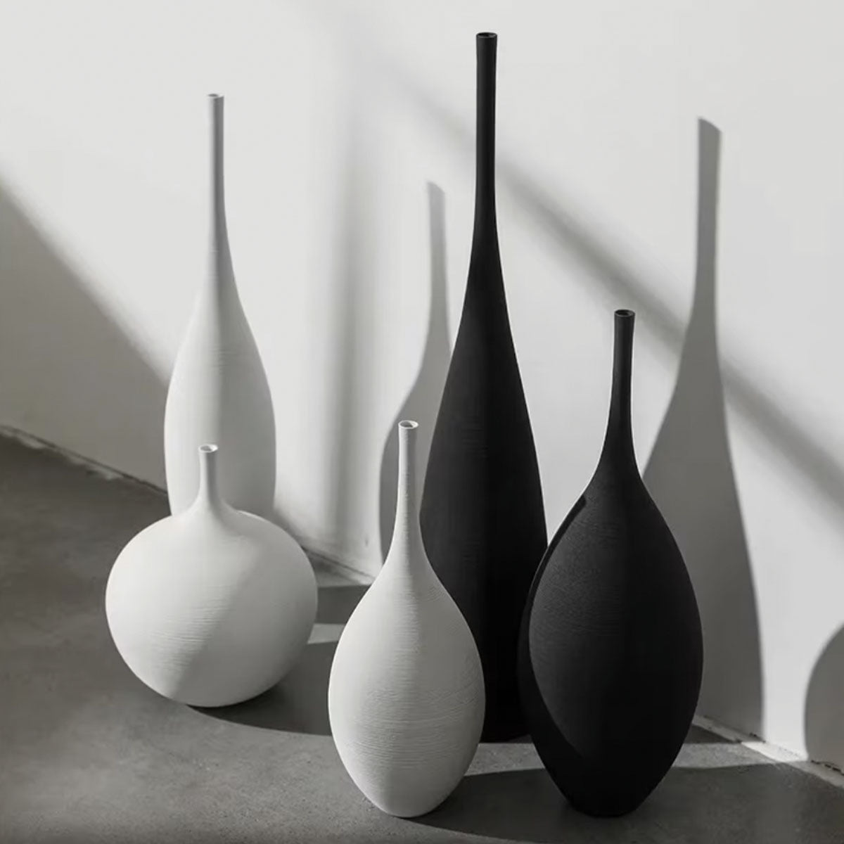 Osram Ceramic Vase – Premium Elegance for a Modern and Sophisticated Interior