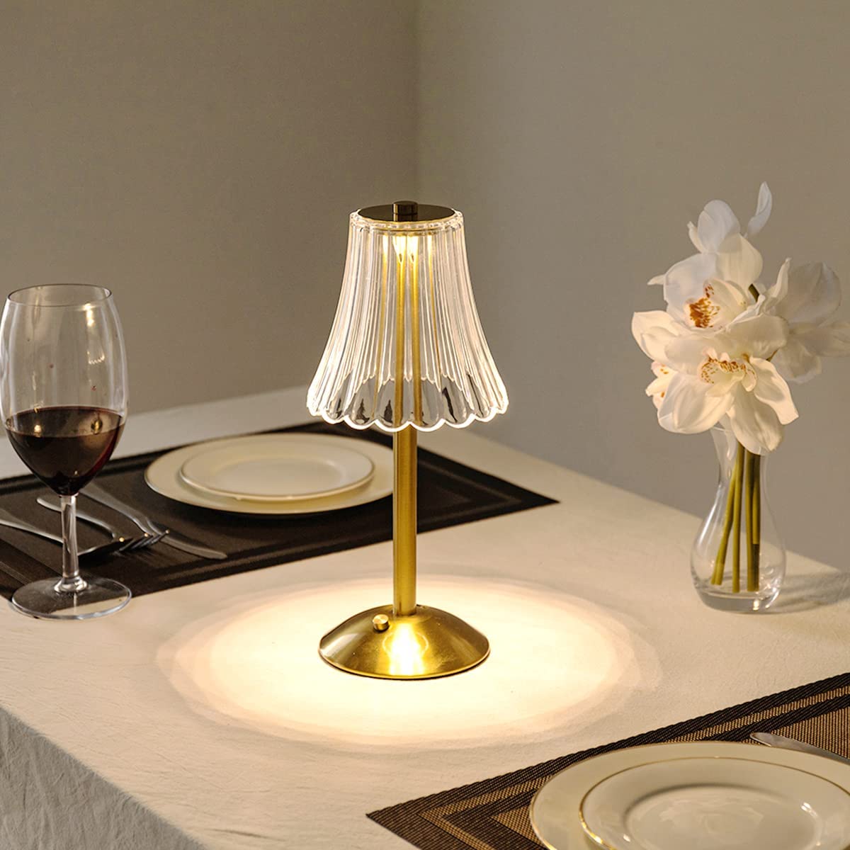 Elegant gold crystal table lamp for stylish lighting