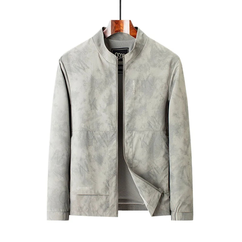 Skyline Windbreaker – Stylish and Windproof Outerwear for Every Adventure