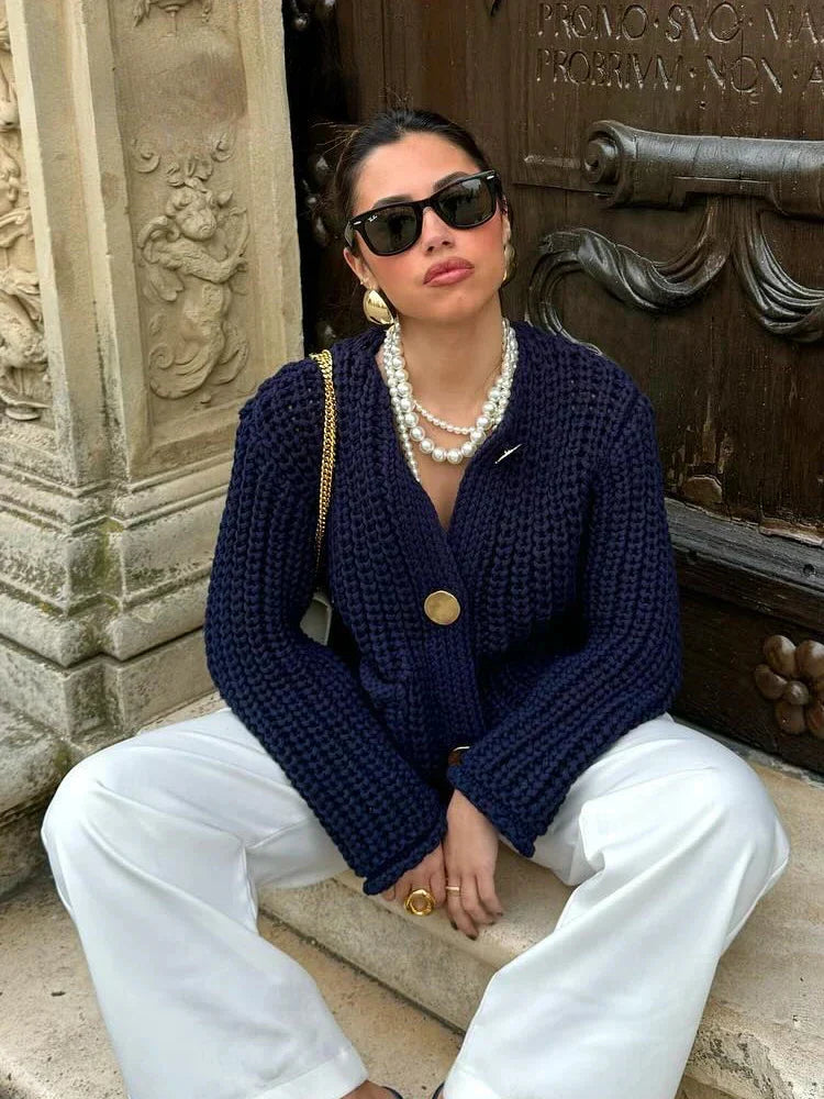 Women's Cozy Chunky-Knit Cardigan with Oversized Buttons