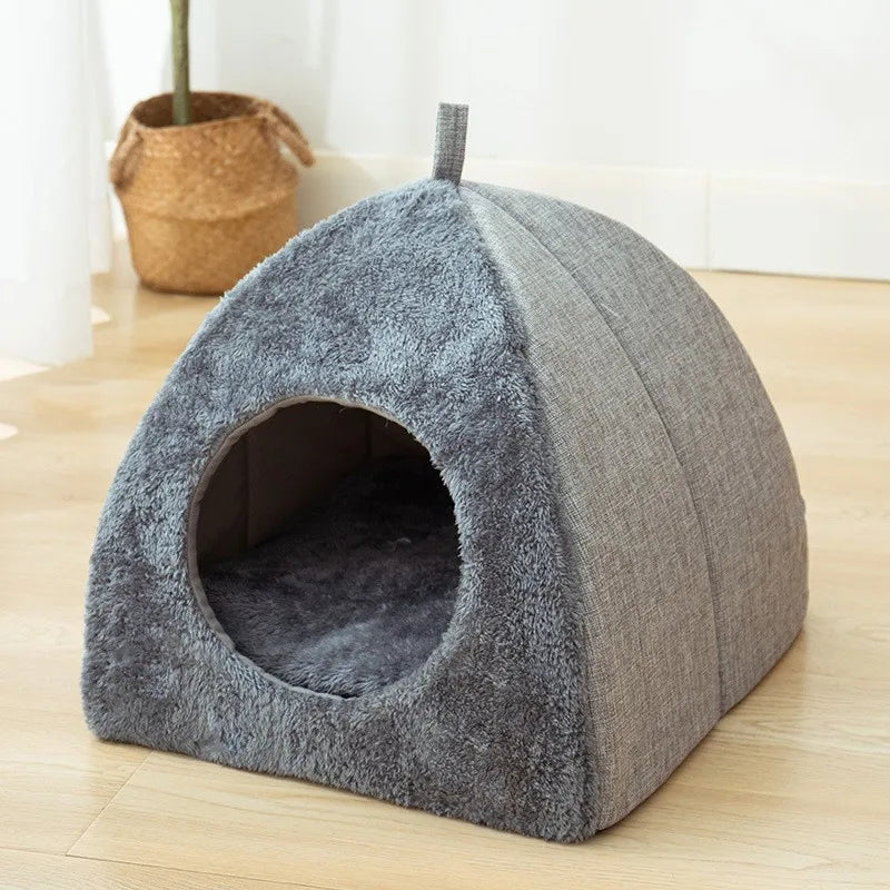 Luxury Closed Cat House for Ultimate Warmth, Comfort, and Safety