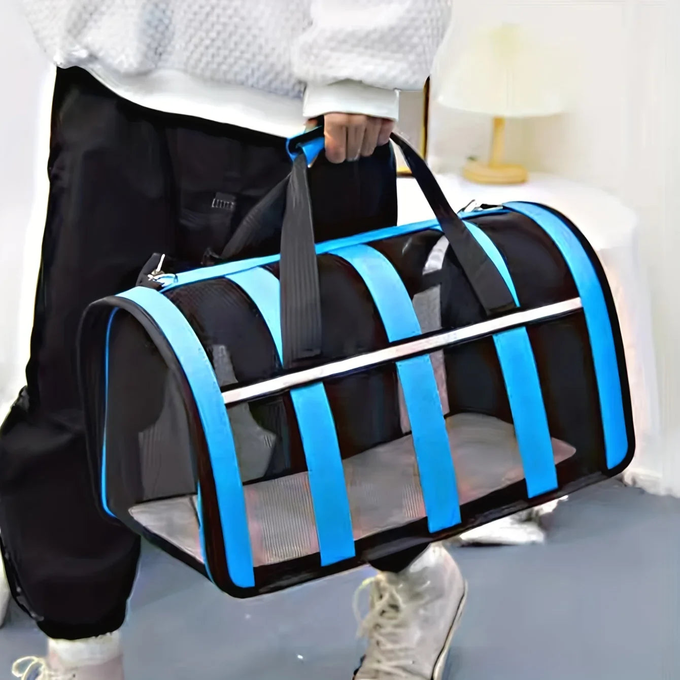 Foldable Pet Carrier Bag - Comfortable and Easy to Carry