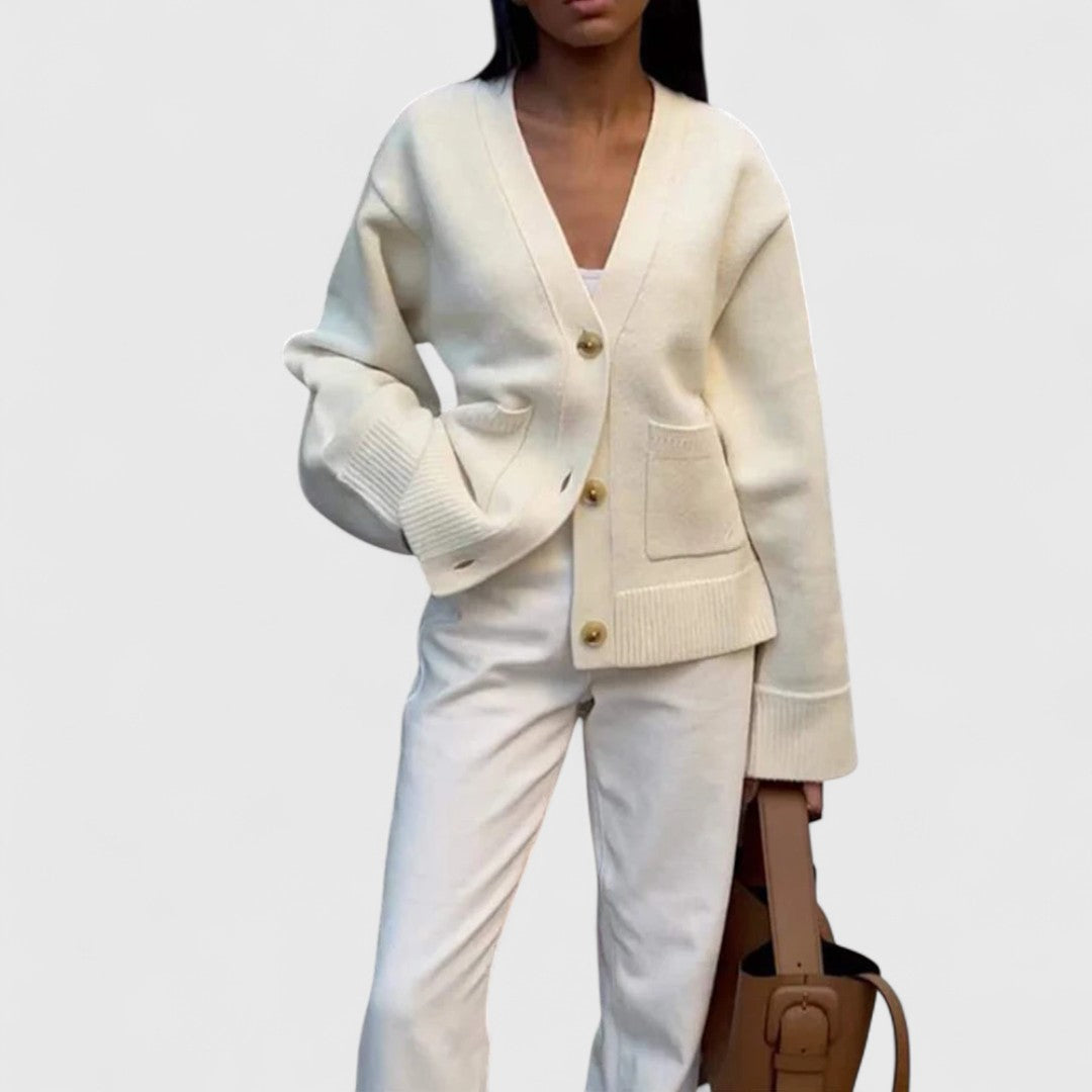 Bella – Chic V-Neck Striped Knitted Cardigan for Stylish Comfort