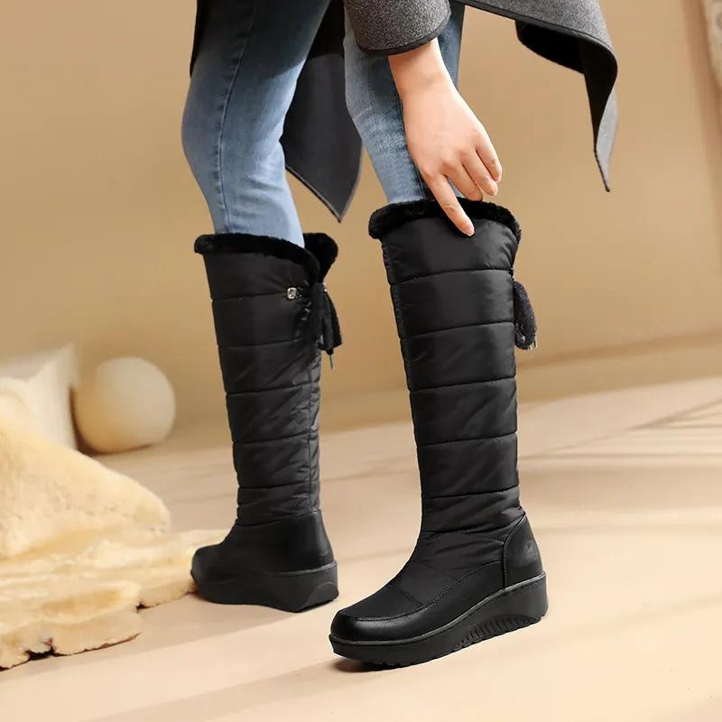 Women's Casual High Boots with Lace-Up Design – Winter Snow Boots Featuring a Medium Heel
