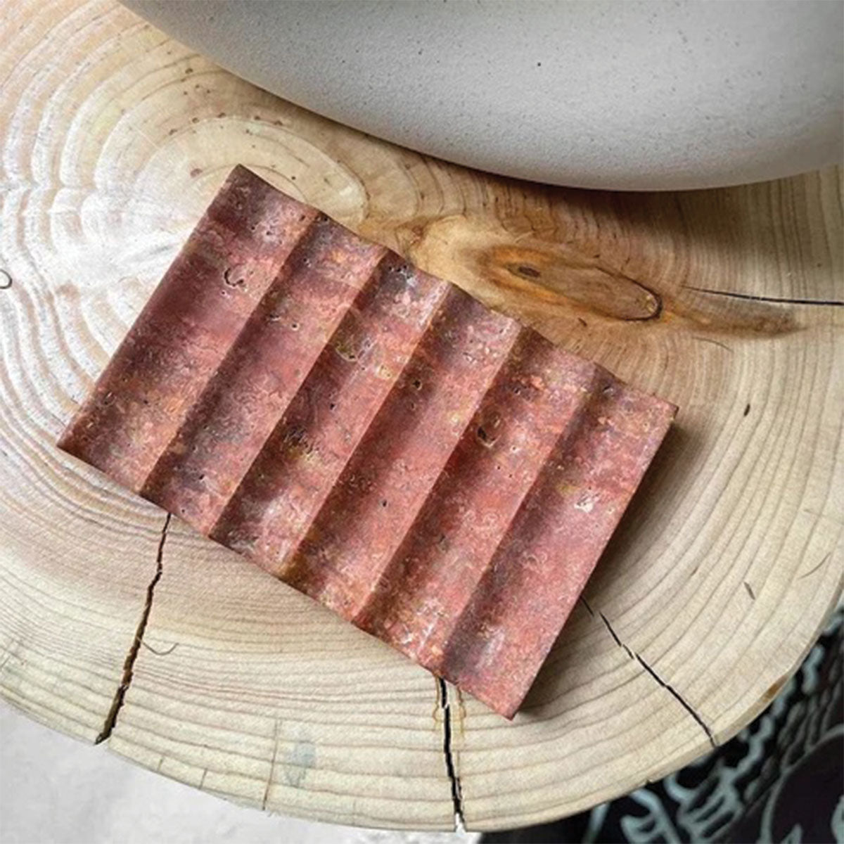 Elegant Cannelé Stone Plateau | Refined Natural Stone Design for a Sophisticated Interior Decoration