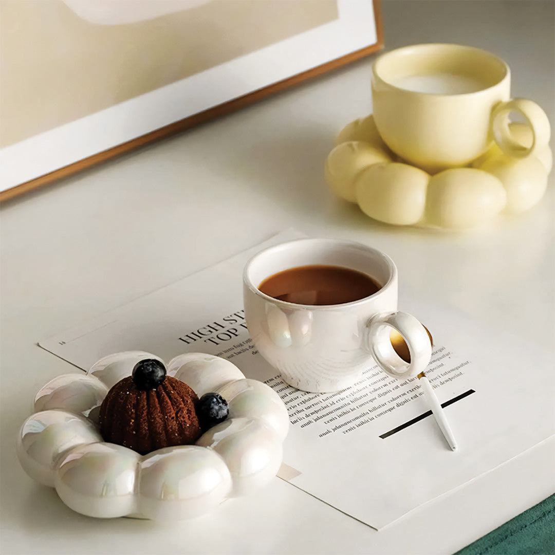 Elegant Sunflower Mug with Floral Pattern Perfect for a Beautiful Breakfast