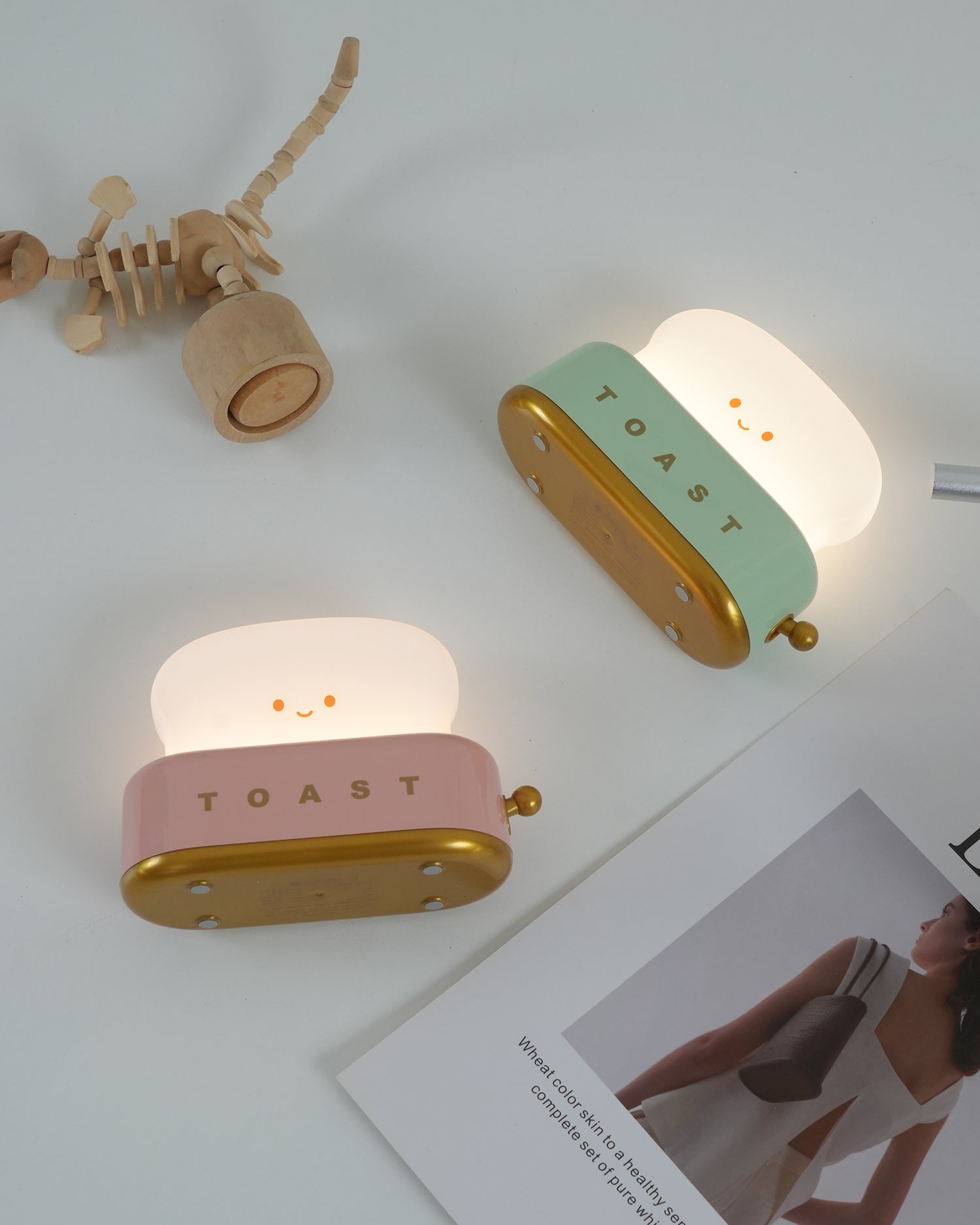 Modern Toaster Design Table Lamp with Built-in Battery