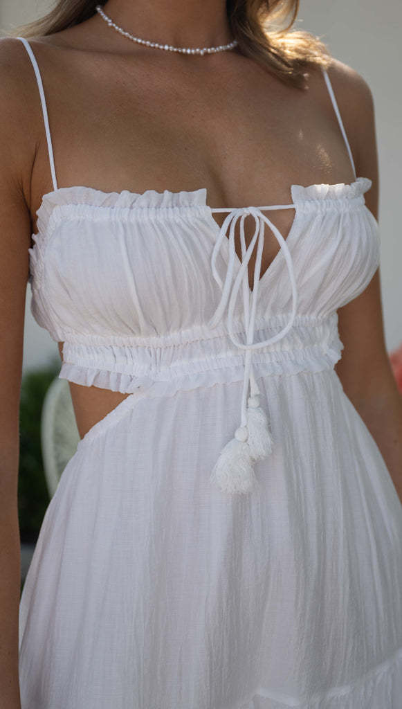 Zola | Effortless Chic Elegant Summer Dress