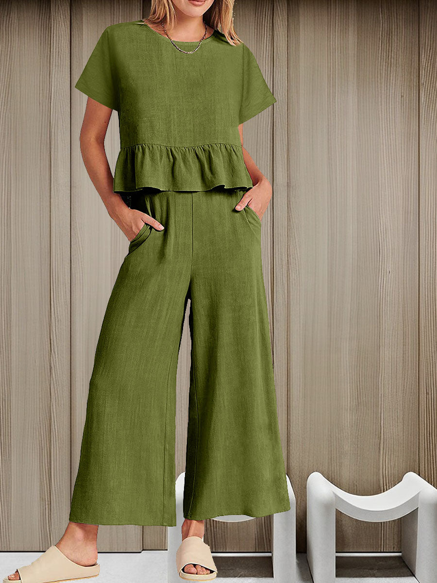 Two-piece ensemble with pleated short-sleeve blazer