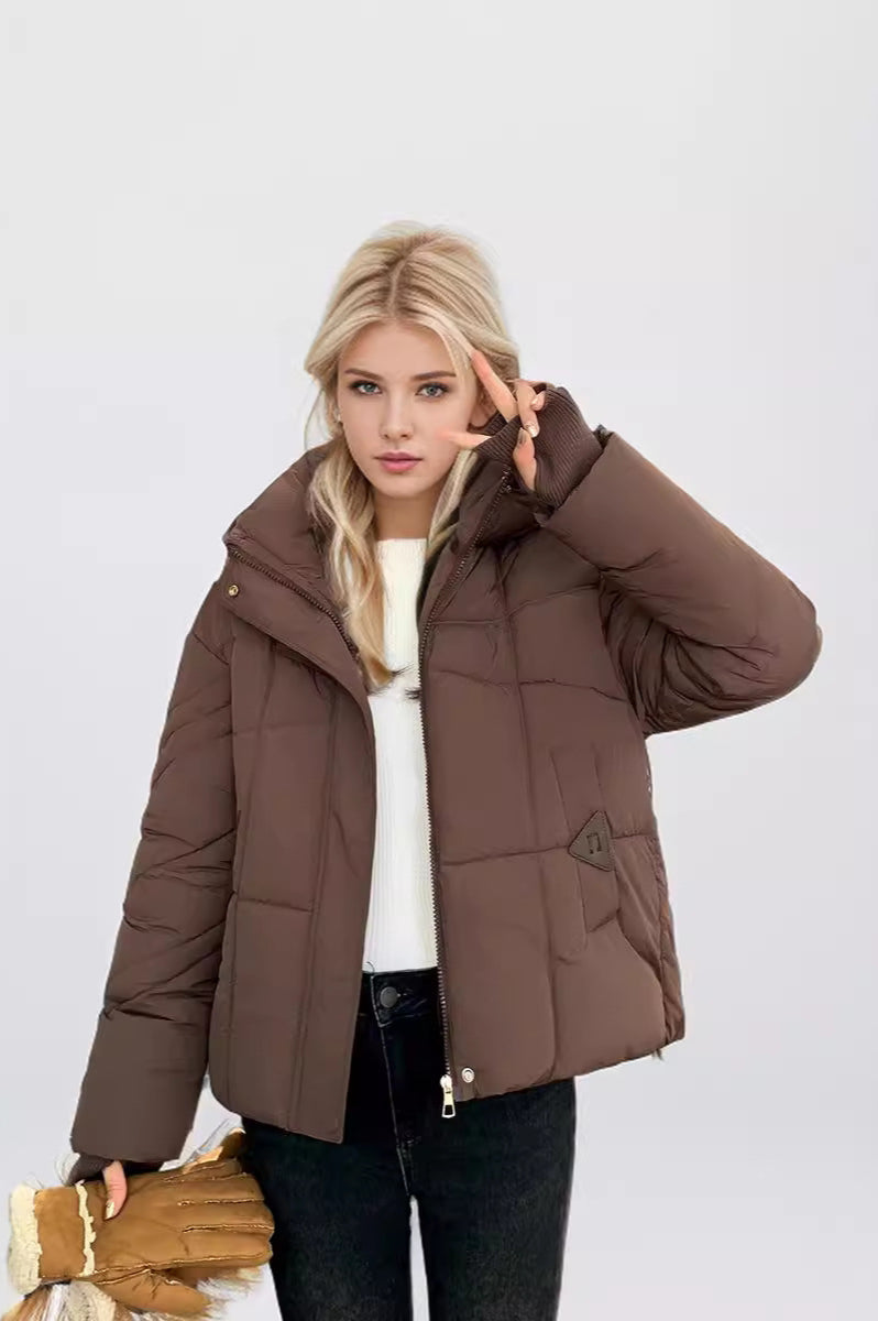 Short Puffer Down Coat - Lightweight and Warm Essential for Cold Weather