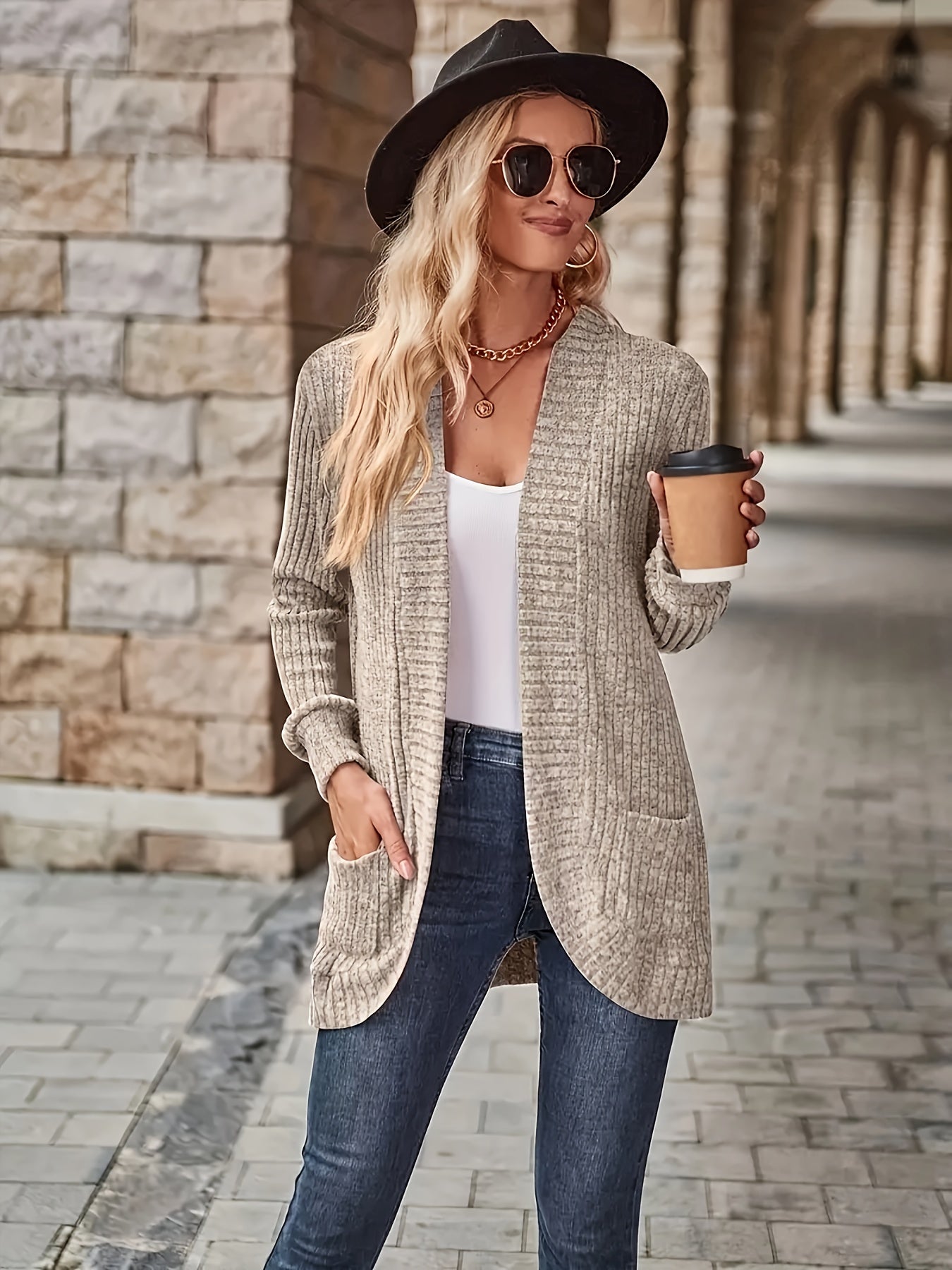 Valmai - Elegant Cardigan for a Sophisticated Look