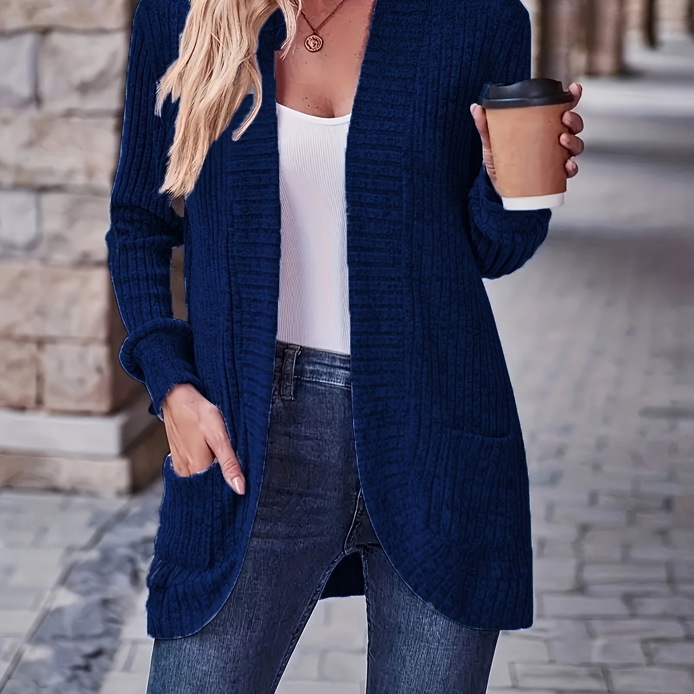 Valmai - Elegant Cardigan for a Sophisticated Look