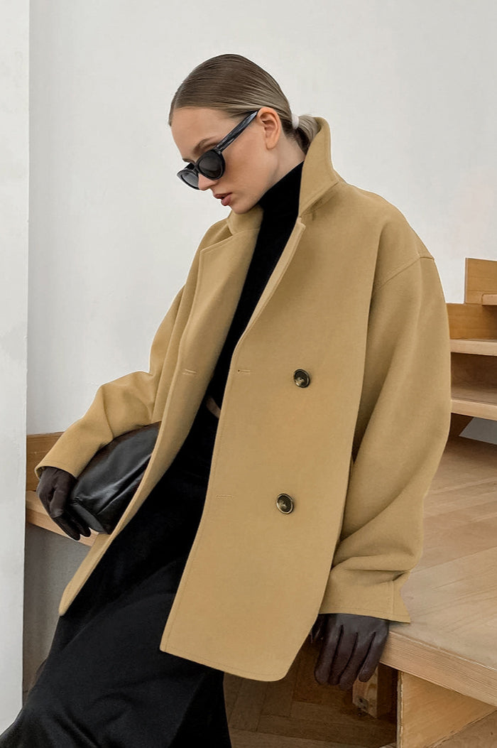 Loose Wool Coat with Lapel for an Elegant and Cozy Style