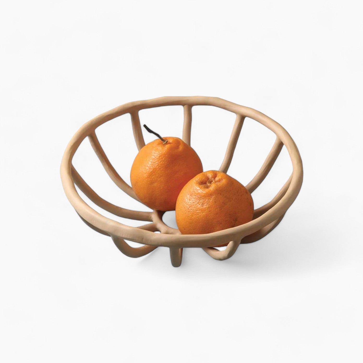 Elegant and Sculpted Resin Fruit Bowl for a Refined Presentation