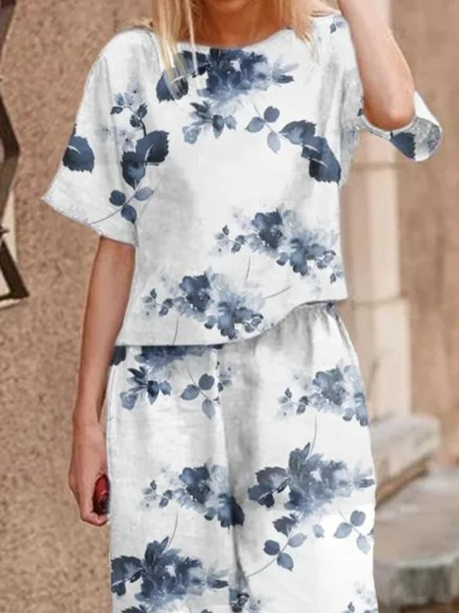 Loose Women Two-Piece Set Printed for a Casual and Elegant Style