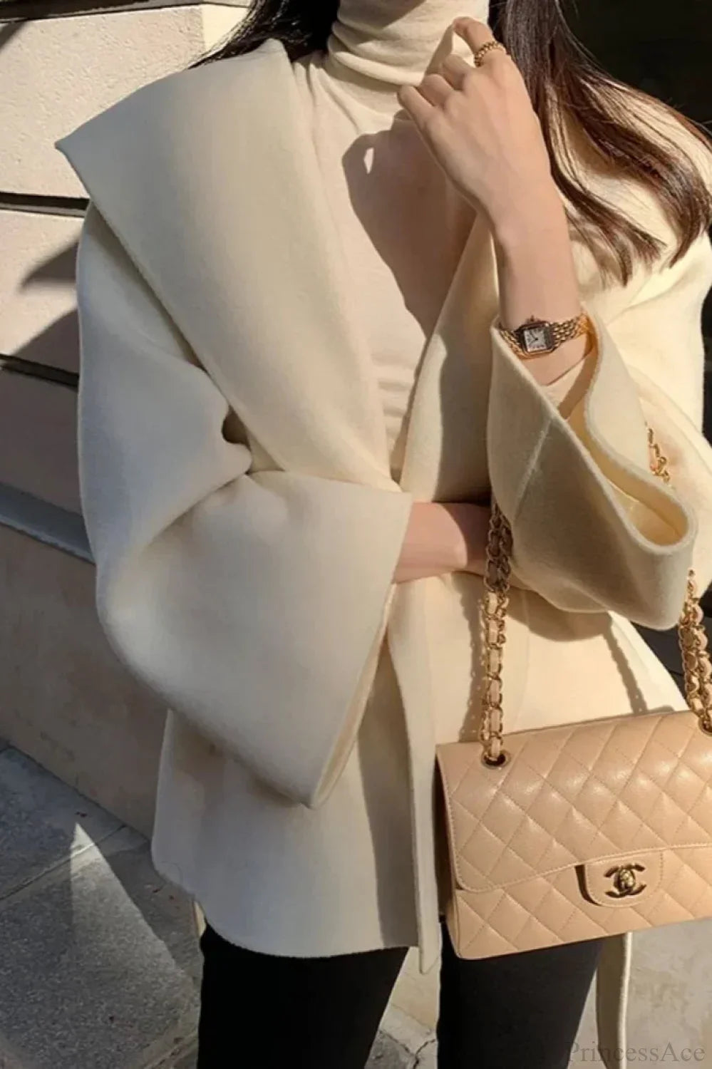 Elegant Brown Wool Coat with Hood for a Stylish Look