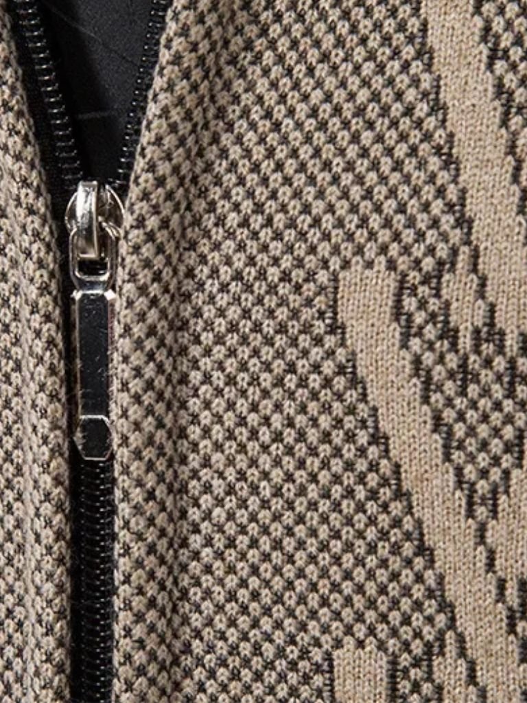 Clemens - Elegant classic knitted sweater with stylish cross and crown design