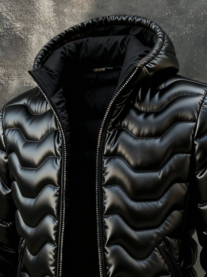 Warm and enveloping winter coat