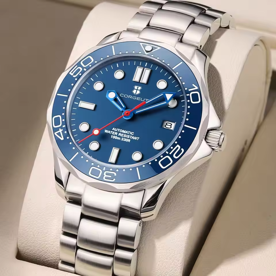 Casual and Versatile Silver Mechanical Watch