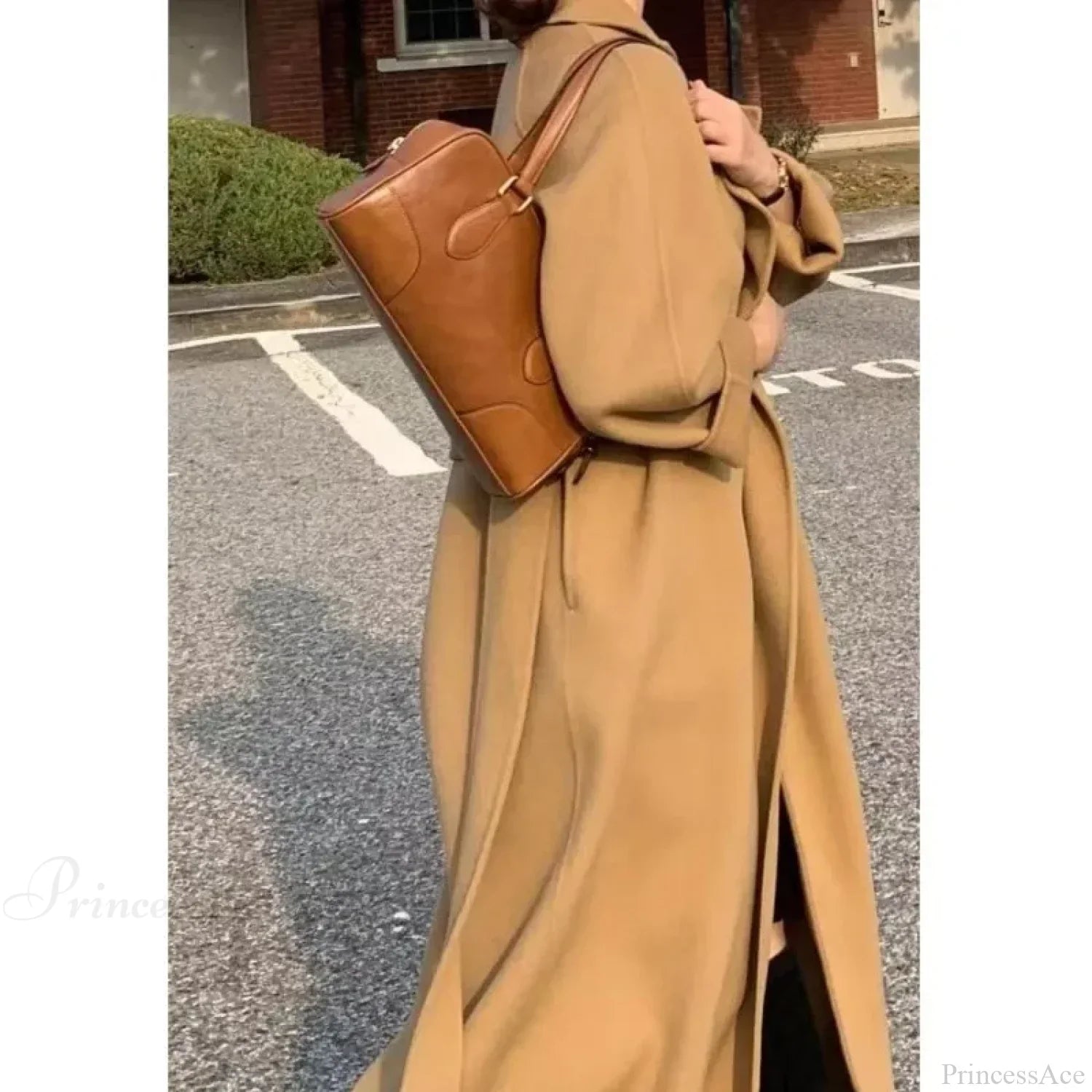 Chic Wool Long Overcoat with Stylish Belt for a Sophisticated Look