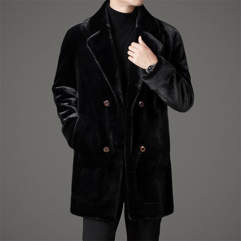 Ewald – Elegant and versatile mink fur coat for stylish looks