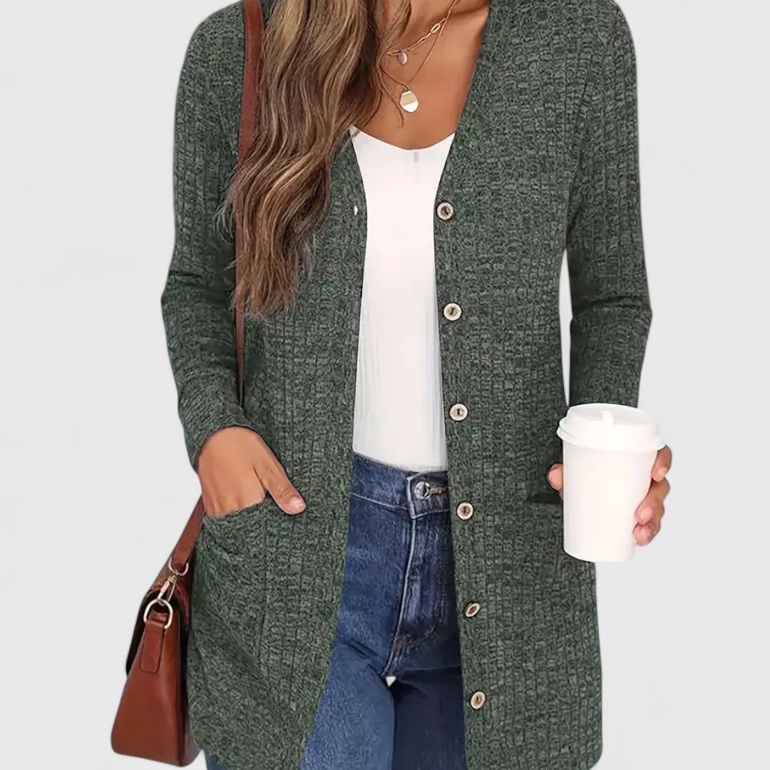 Lindsey - Coziness and Style in an Elegant V-Neck Cardigan