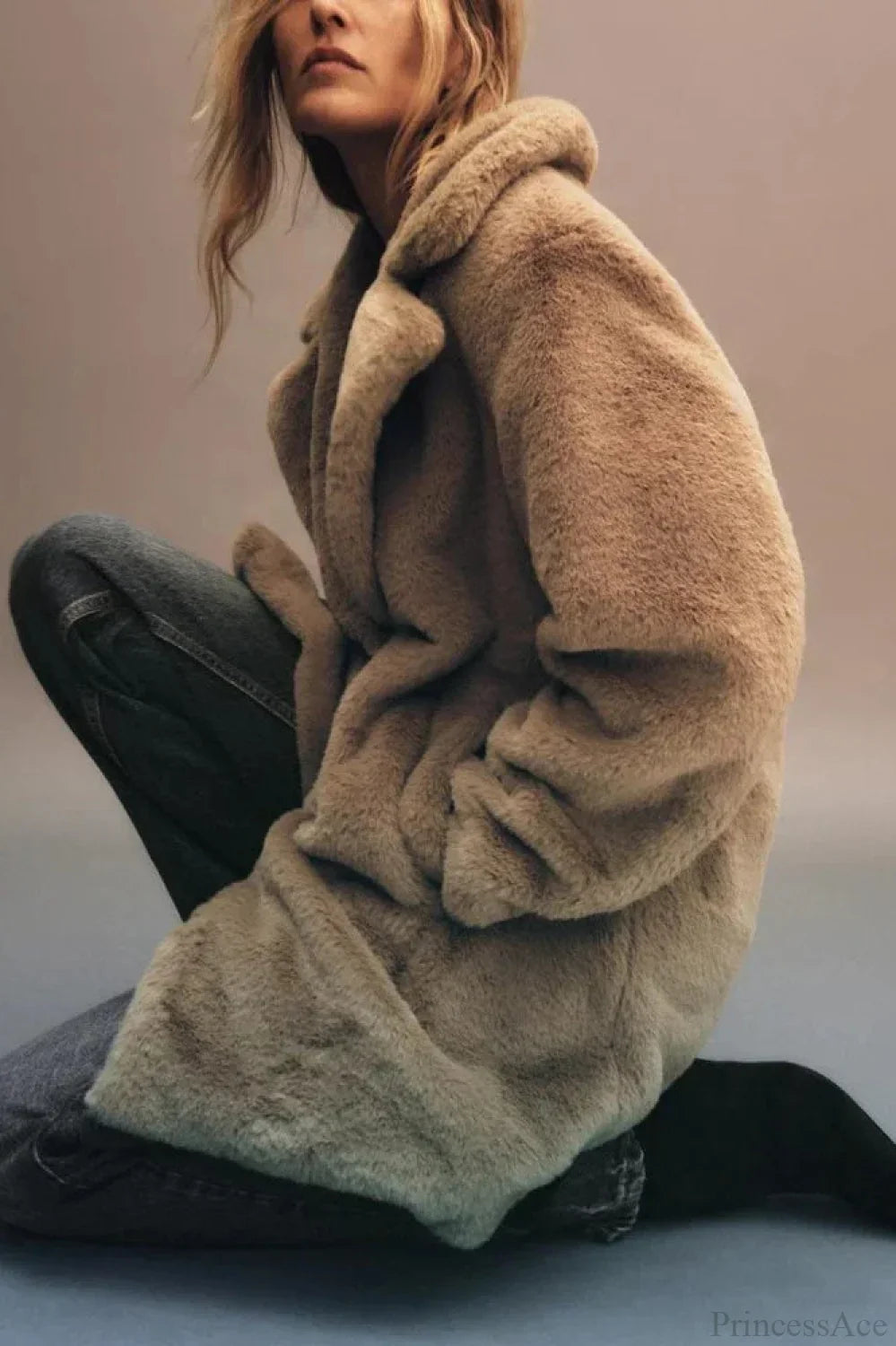 Long Reversible Coat for Ultimate Warmth and Elegance