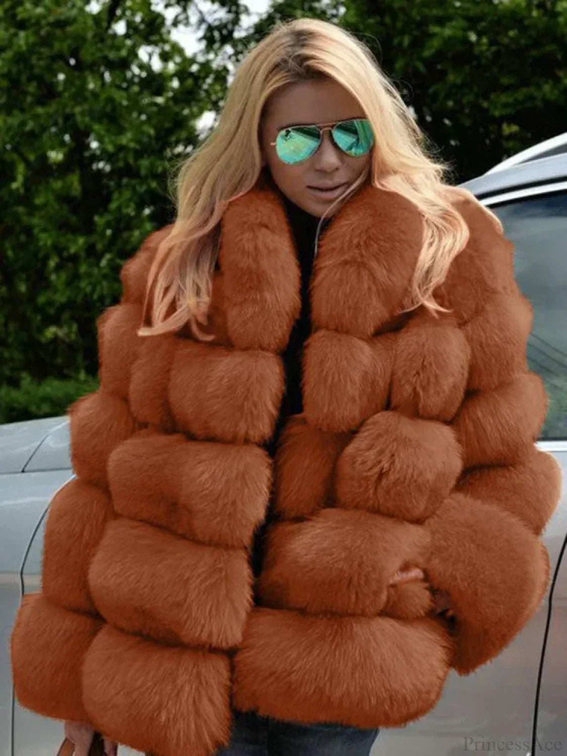 Fashionable coat with noticeable patchwork