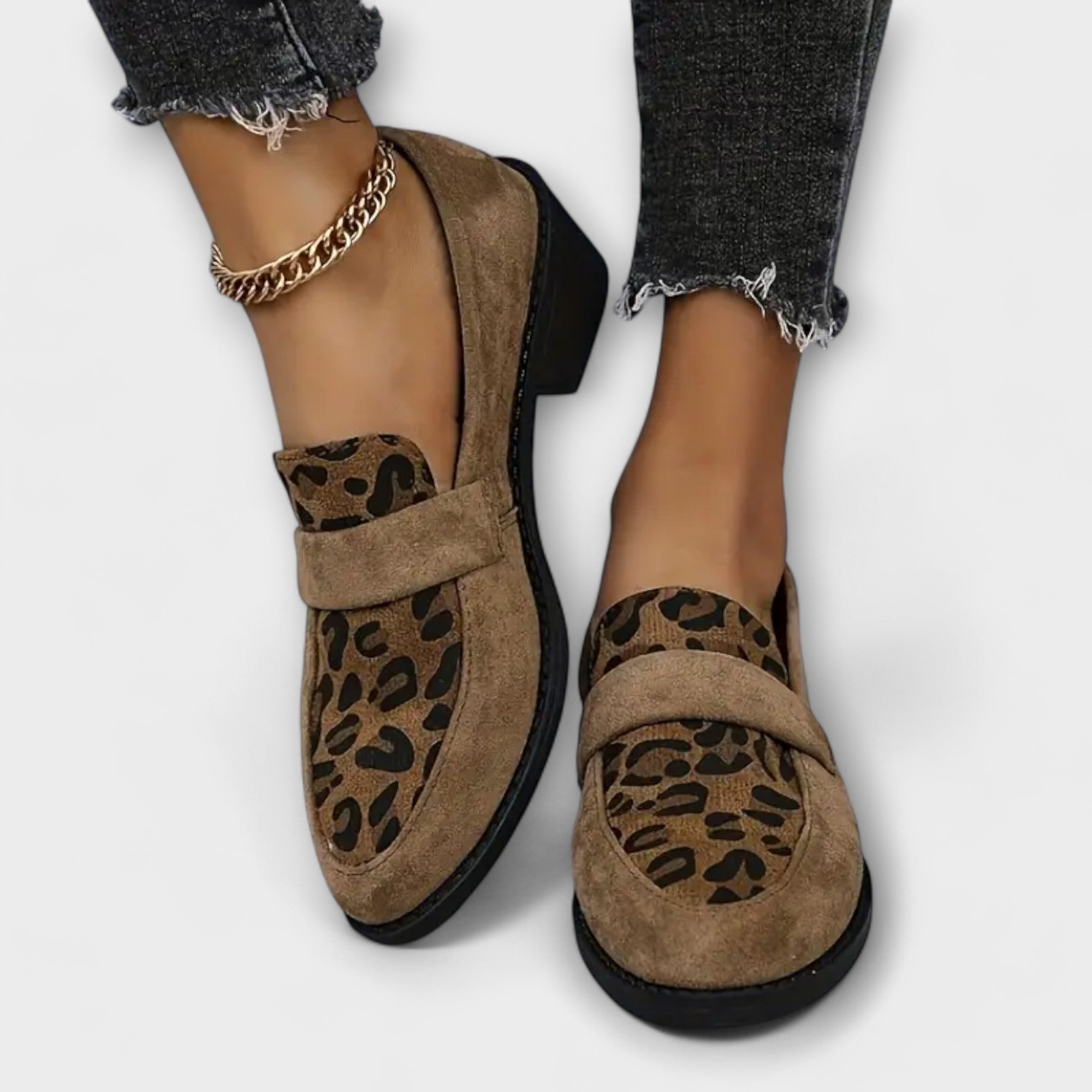 Karla: Elegant Leopard-Print Shoes for Women - Sleek, Chic Style