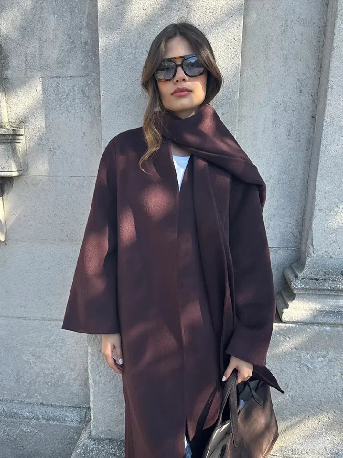 Gray Wool Coat with Elegant and Comfortable Turn-Down Collar