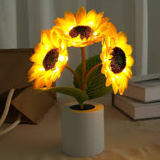 Joyful Sunflower Lamp with Sparkling Shine