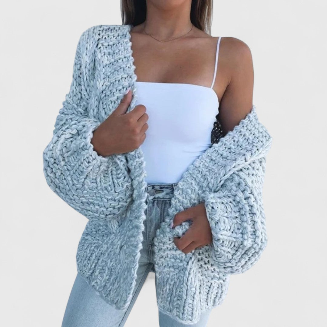 Kira – Oversized Chunky Knit Cozy Cardigan for Ultimate Comfort