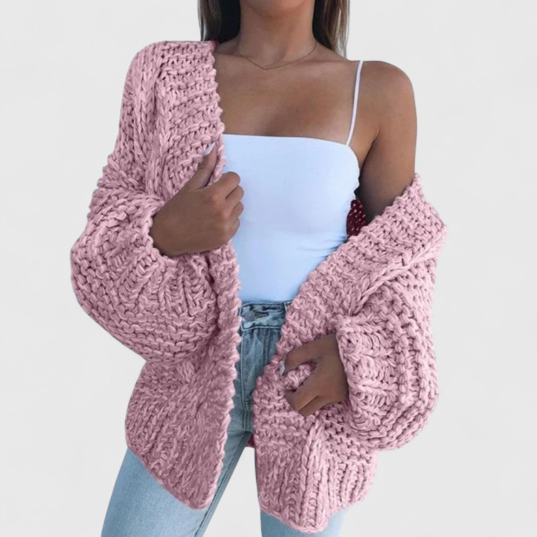 Kira – Oversized Chunky Knit Cozy Cardigan for Ultimate Comfort