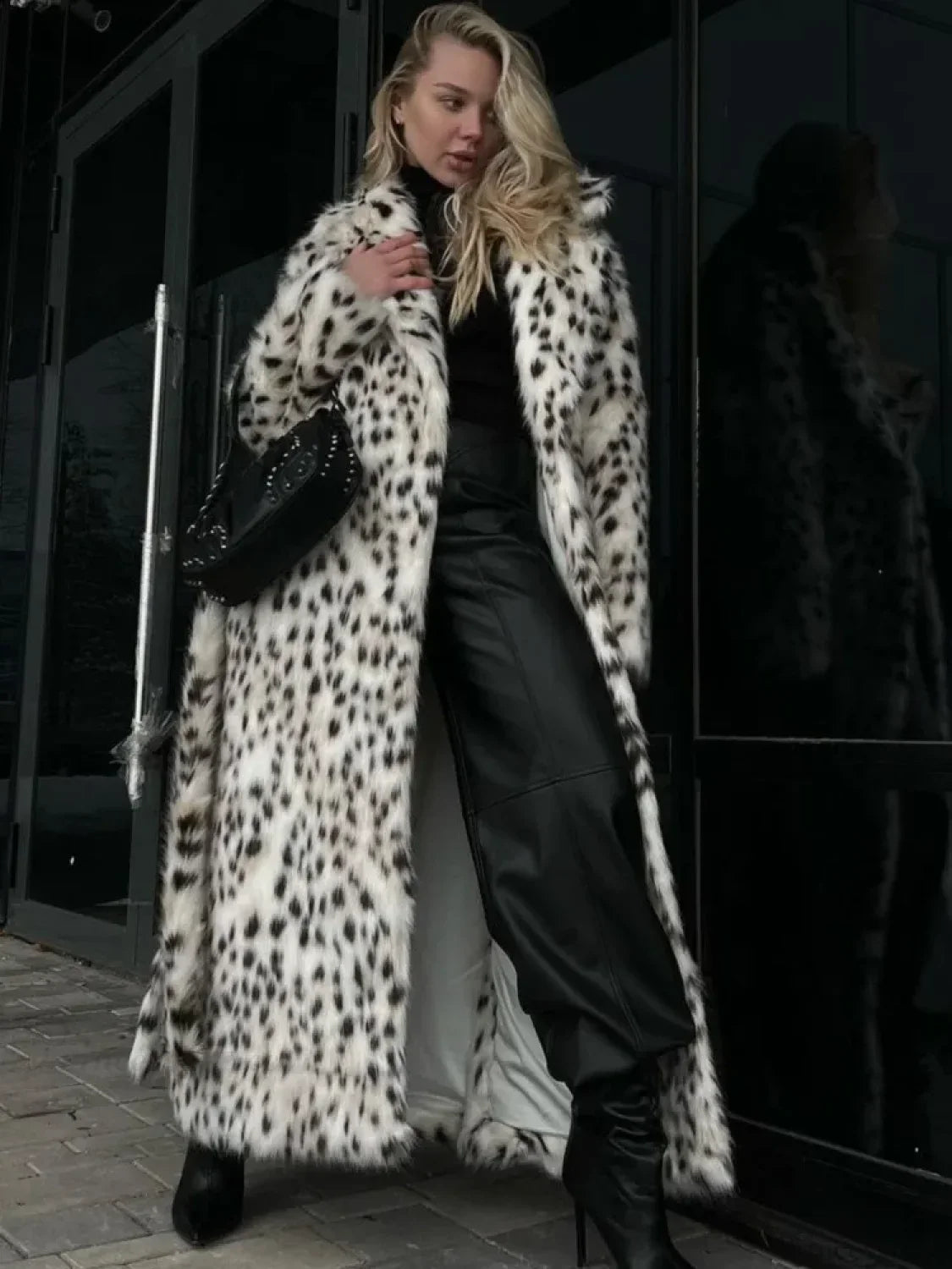 Elegant Gray Wool Coat with Lacing and Stand Collar