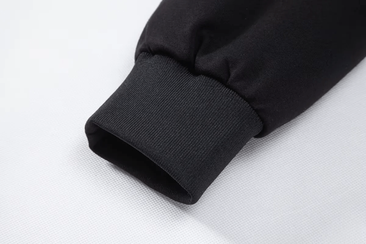 Luca – Stylish hooded jacket with zipper and fashionable quilted front