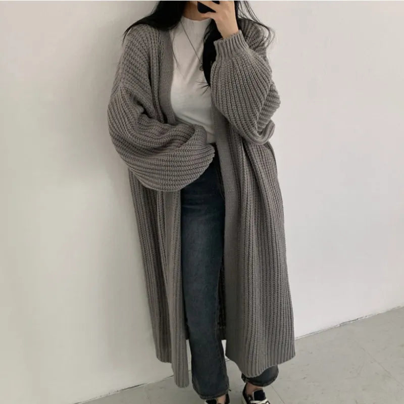 Chic Winter Long Sweater Coat with V-Neck and Striped Cardigan for Women