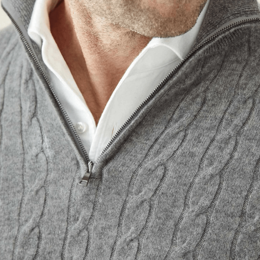 Marc – Stylish long-sleeve knitted sweater with practical zipper