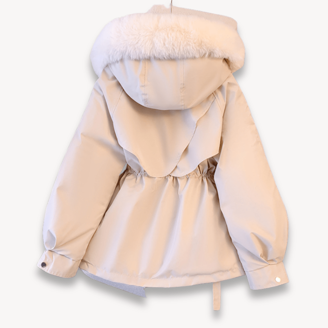 Mira – Warm Winter Parka with Cozy Hood for Optimal Protection & Comfort