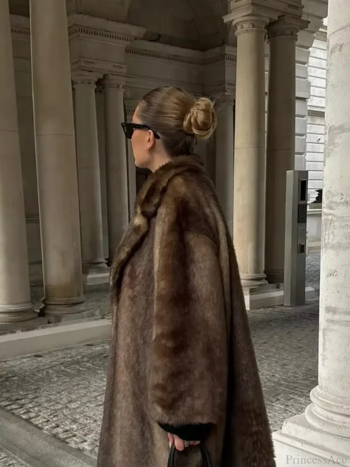 Casual Black Wool Double-Button Oversized Overcoat for a Trendy Look