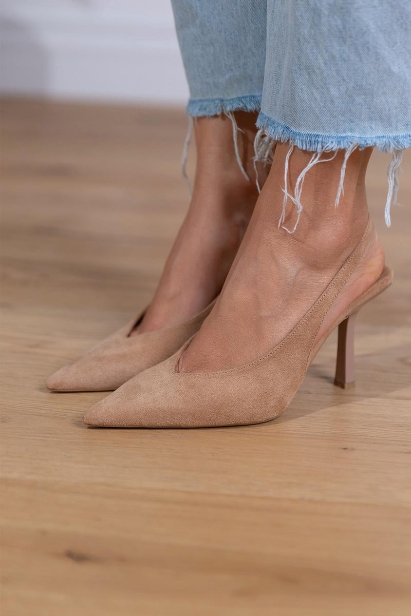 Elegant Suede Slingback Heels