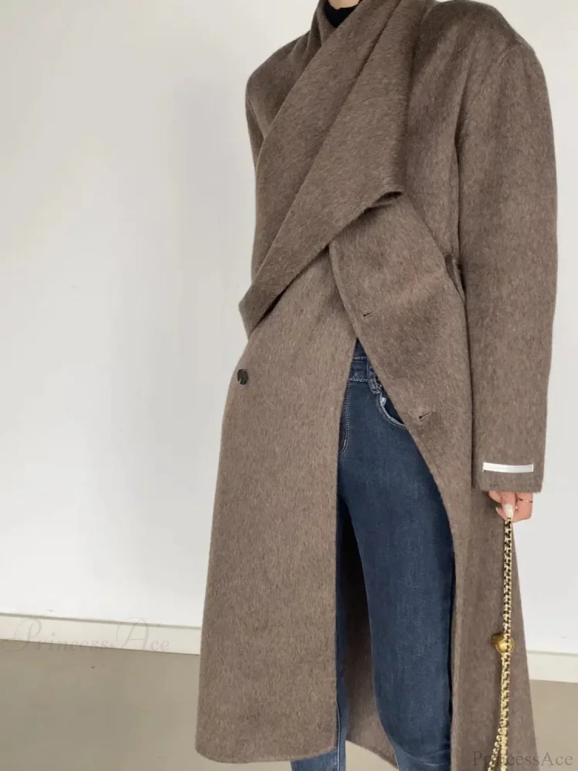 Double-breasted wool coat with scarf collar for a chic and warm style
