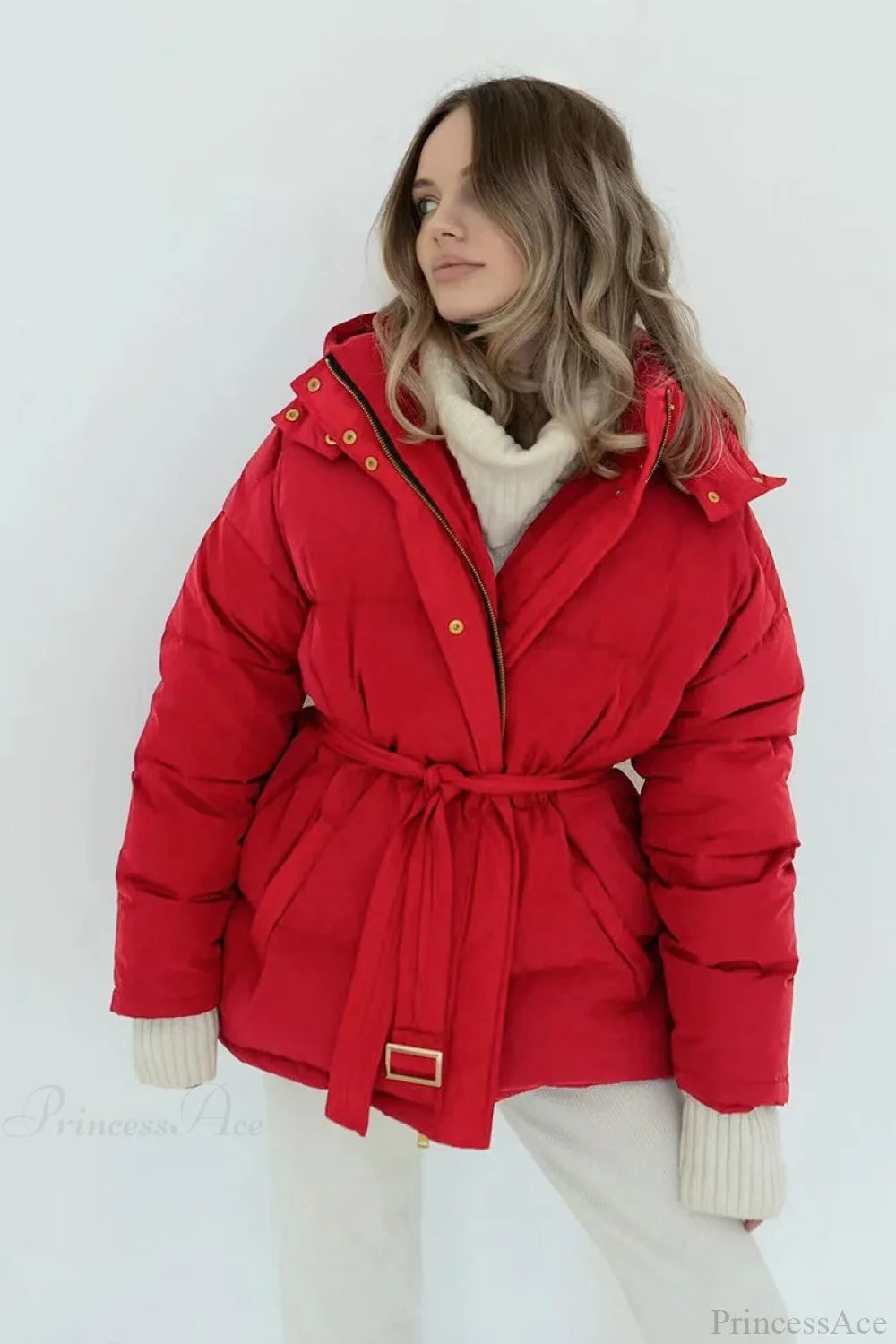 Solid Color Puffer Jacket with Hood and Zipper Closure for Maximum Comfort
