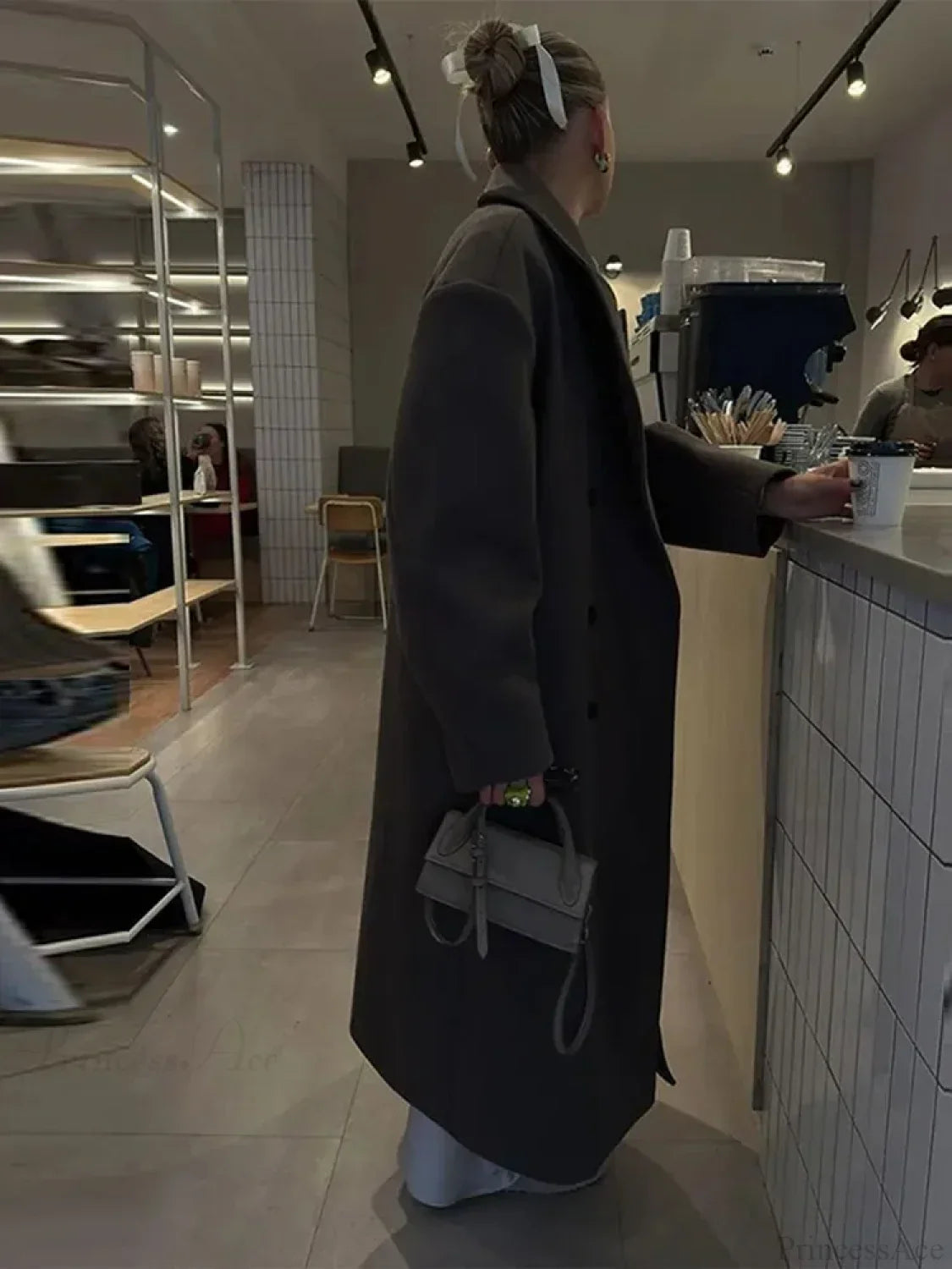 Double-Breasted Solid Raincoat with Notch Lapel for an Elegant Winter Style