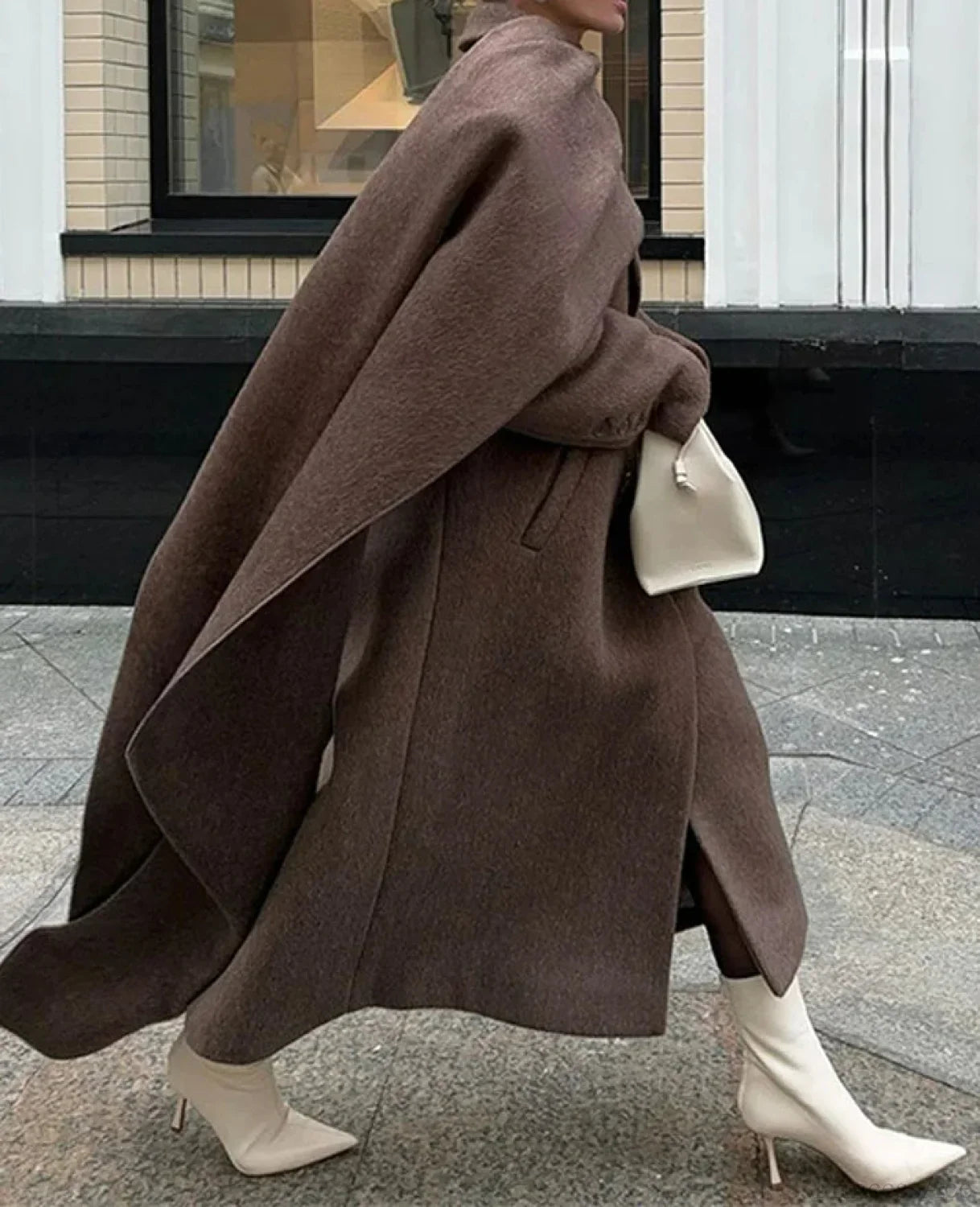 Stylish Women's Lapel Double-Breasted Overcoat for a Chic Street Look